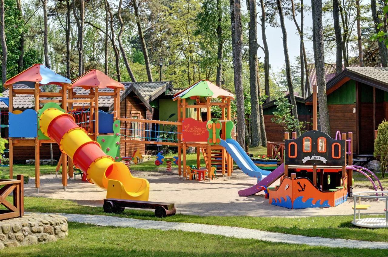 Osrodek Wczasowy Lesny Resort Mielno Миелно Екстериор снимка